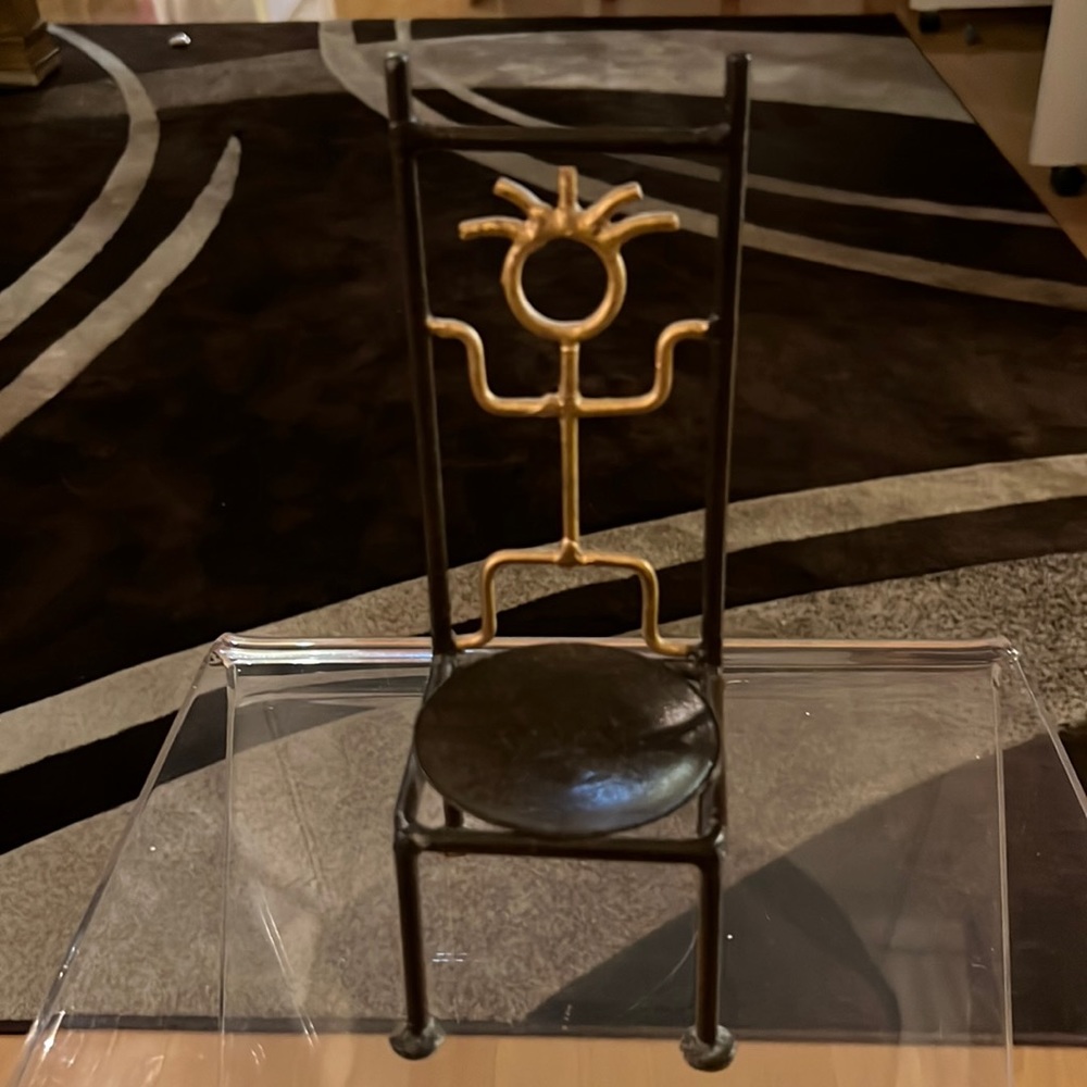 Candle holder chair